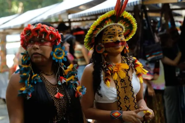 Rituais de Agradecimento em Ecoturismos Sustentáveis para Conexão Cultural