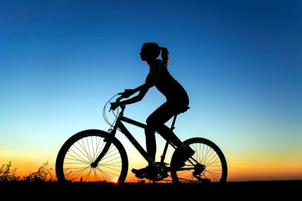 Desbrave Cidades Históricas com Passeios de Bicicleta Sustentável: Um Guia para Turistas Conscientes