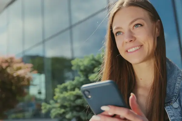 Terapia Criativa: Como Aplicativos de Escrita Podem Impulsionar Sua Criatividade e Bem-estar